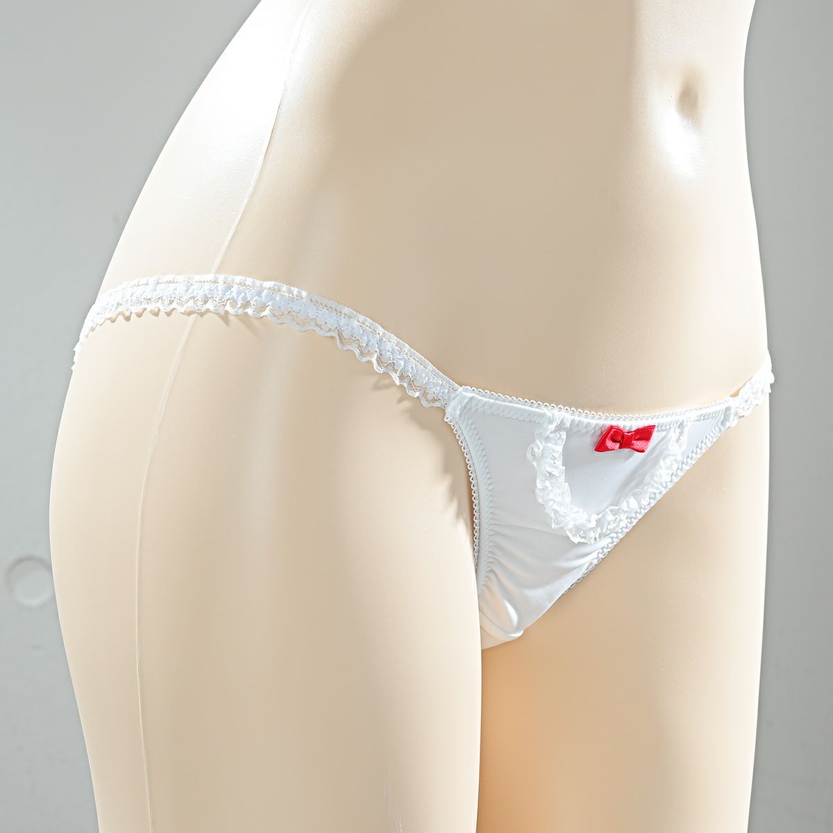 超ローライズ メイドTバックパンツ〈白×赤リボン〉