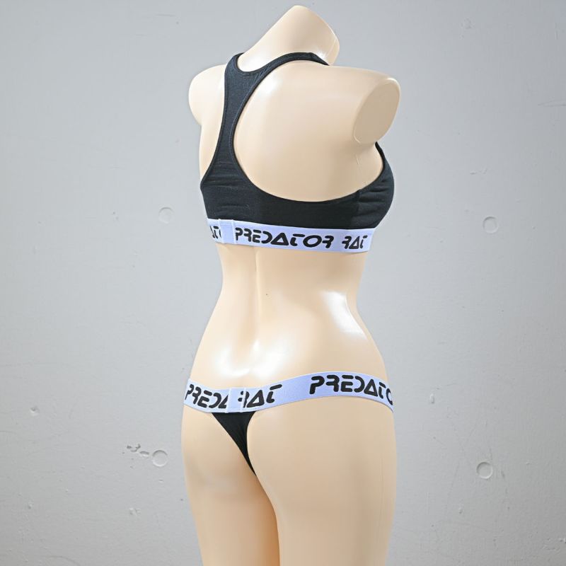 プレデターラットスタイルロゴスポーツブラ〈黒〉