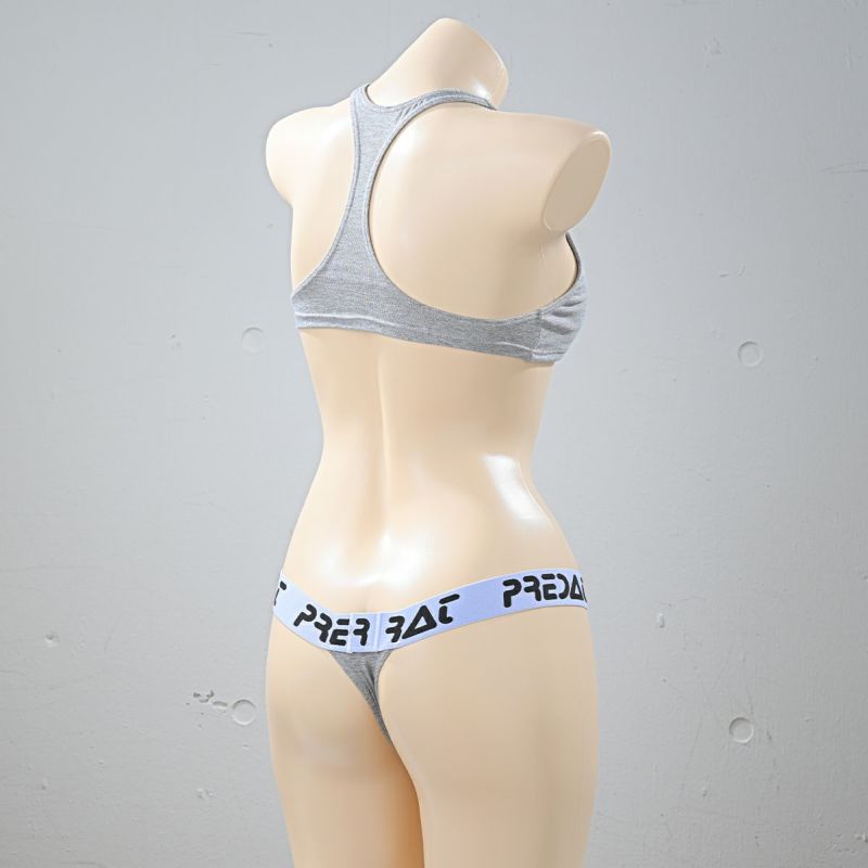 プレデターラットスタイルロゴ半乳スポーツブラ〈グレー〉