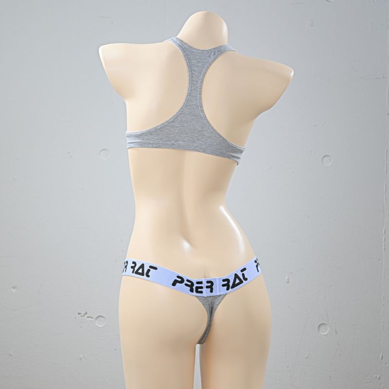 プレデターラットスタイルロゴ半乳スポーツブラ〈グレー〉